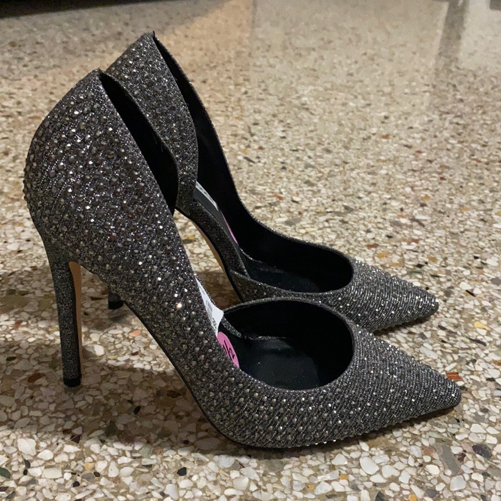 Steve Madden 4” heels